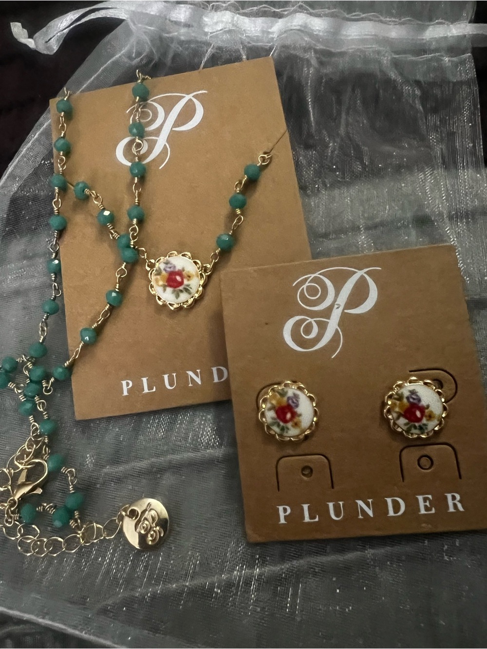 Plunder Teal Beaded Necklace and Gold Floral Pendant with Matching Earrings - Picture 3 of 3
